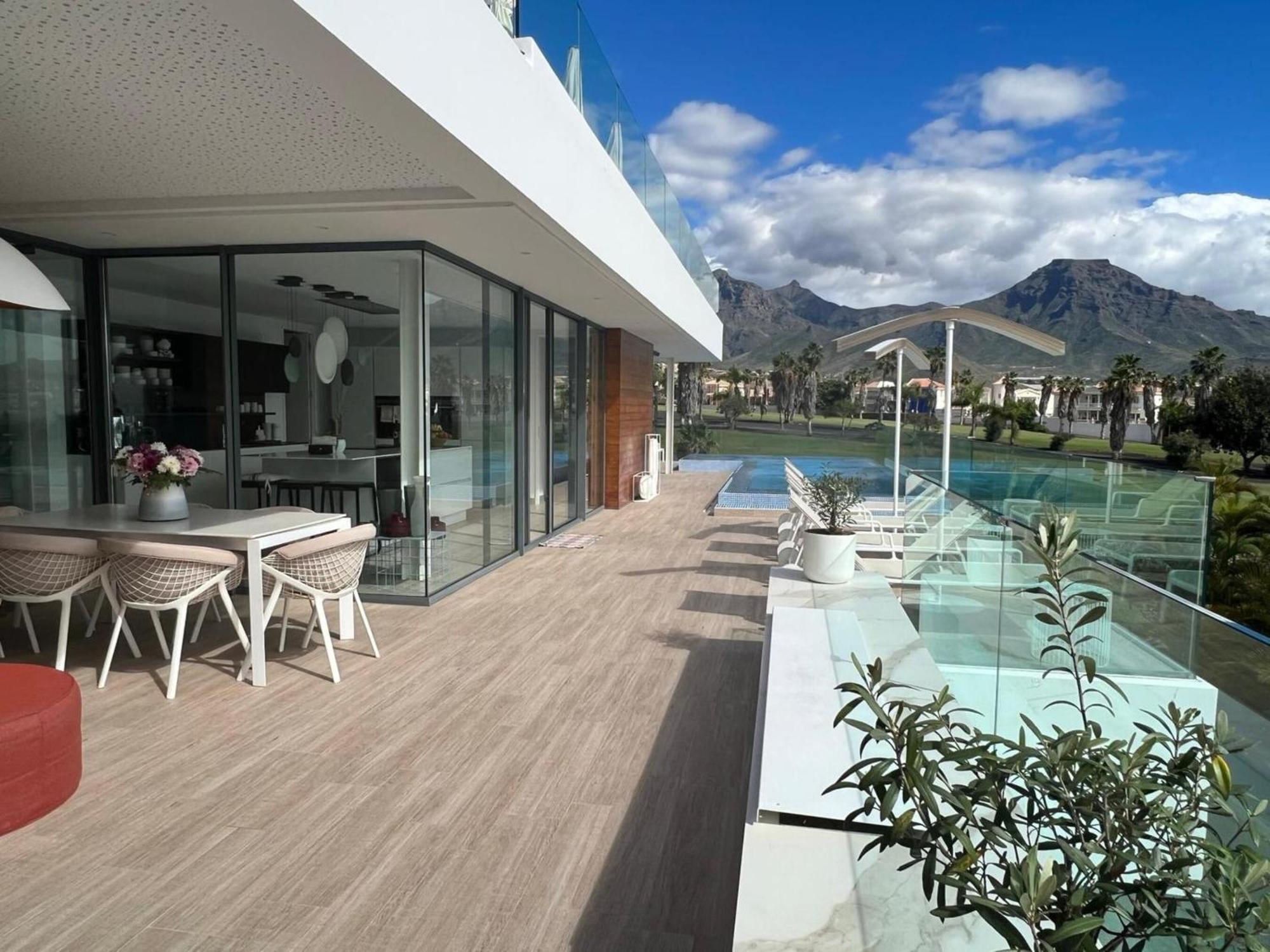 Luxury Villa Rebeka - Heated Pool And Jacuzzi أذيخي المظهر الخارجي الصورة